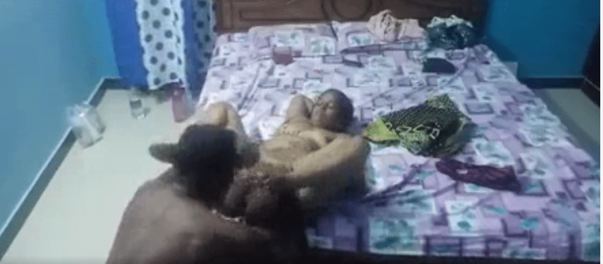 Boy fucking Her Tamil Aunty While Licking Pussy