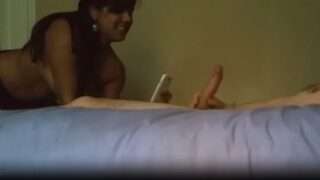 Busty Indian Desi bhabhi ki dick sucking ki porn mms