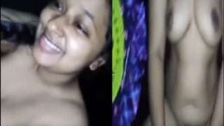 Xxx videos Indian wife lund ki sawari karate hue