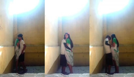 College girl ki khade khade ki chudai ki choda chodi mms