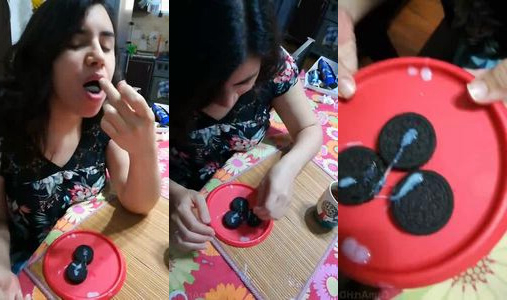 Cum wala oreo biscuit khati hui kamuk girlfriend