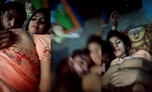 garam bhabhi ki boobs daba kar chus raha hai devar