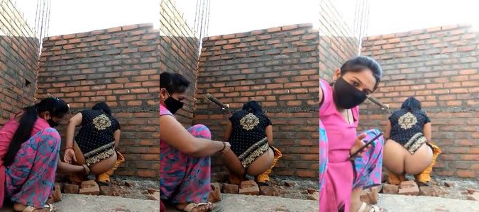 Lesbian ladies outdoor naughty garam short video