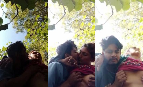 Outdoor mein garam girl ki boobs masalne ki mms