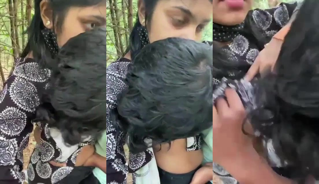 Outdoor mein school girl girl ki boobs ko chusa boyfriend ne maje lete hue