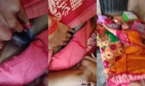 Sleeping kaamwali bai aunty black pussy